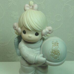 Precious Moments figurine-"The Club That's Out of this World"--1991--C0012